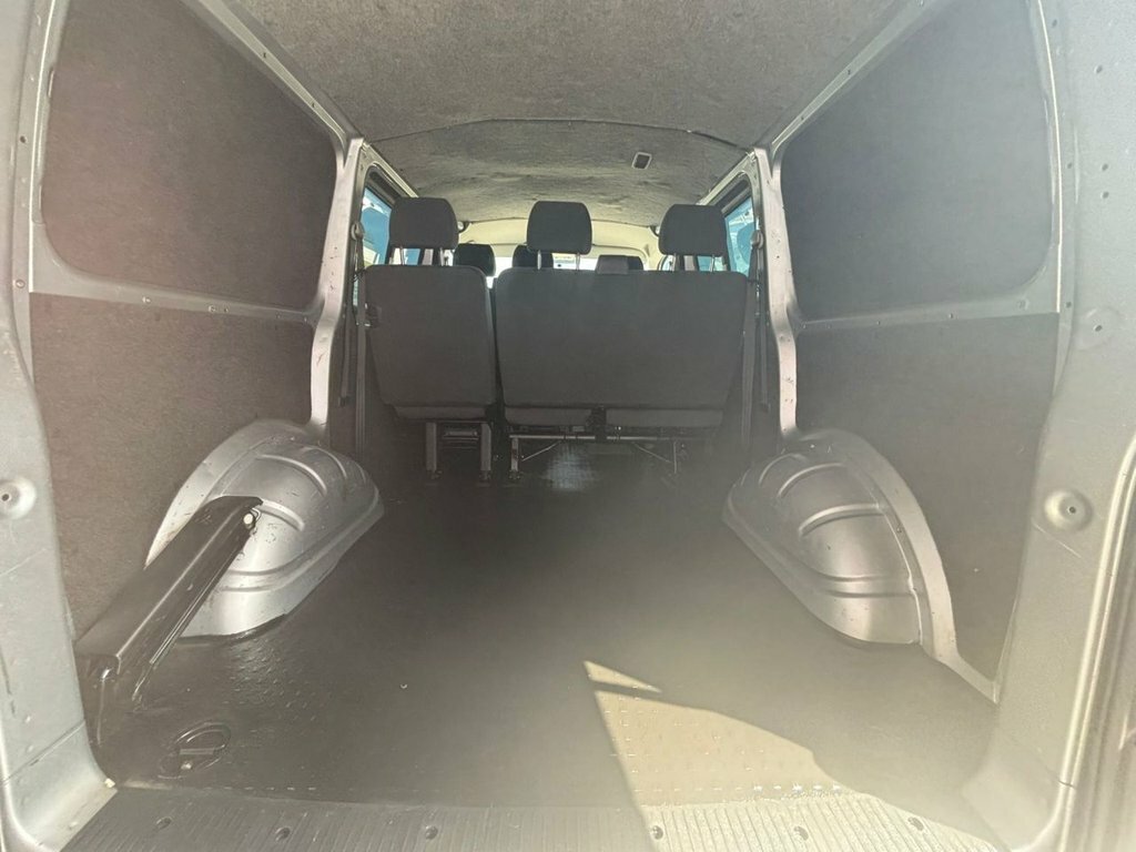 Volkswagen Transporter 2.0 Tdi 140 Highline Grey #22