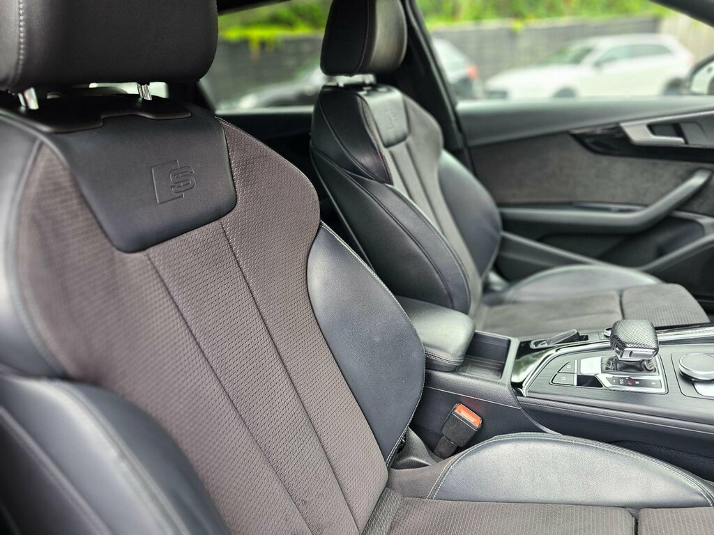 Audi A4 Avant 2.0 Tdi 40 Black Grey #23
