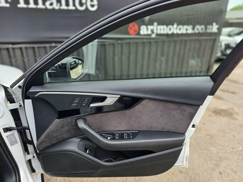 Audi A4 Avant 2.0 Tdi 40 Black Grey #38