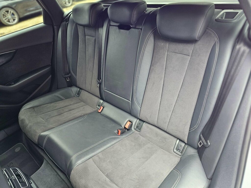 Audi A4 Avant 2.0 Tdi 40 Black Grey #18