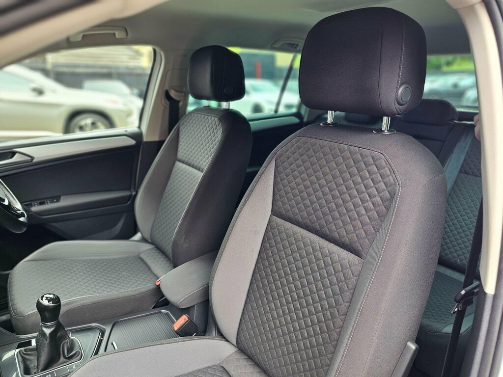 Volkswagen Tiguan Se Navigation Red #13