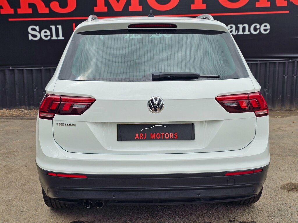 Volkswagen Tiguan 1.4 Tsi Se Navigation Euro 6 Ss White #6