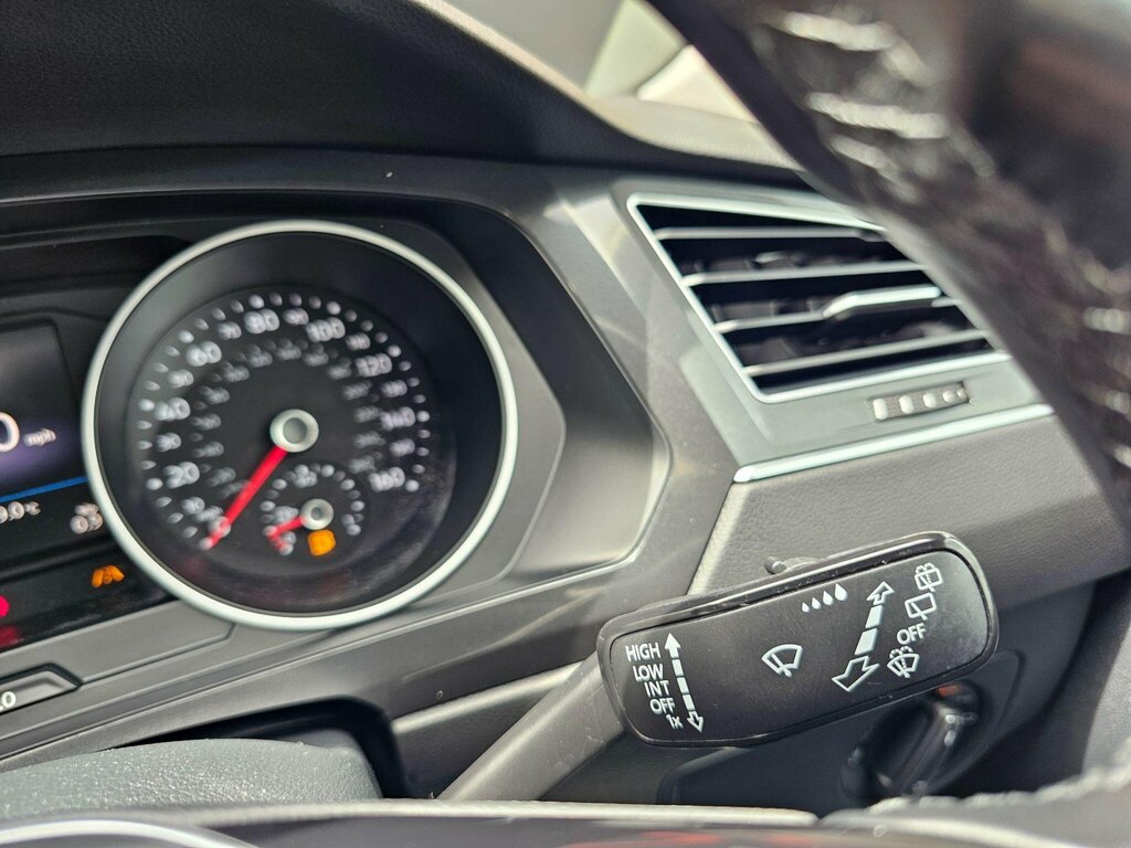 Volkswagen Tiguan Se Navigation Red #39