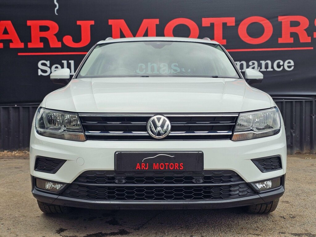 Volkswagen Tiguan 1.4 Tsi Se Navigation Euro 6 Ss White #3