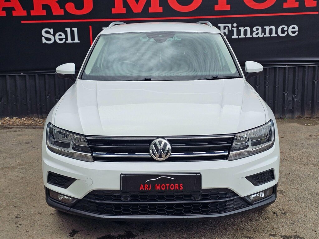 Volkswagen Tiguan Se Navigation Red #18