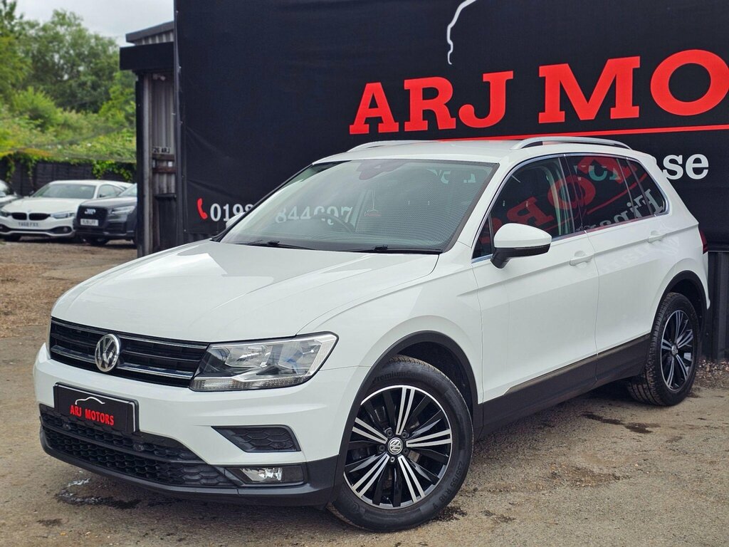 Volkswagen Tiguan 1.4 Tsi Se Navigation Euro 6 Ss White #4