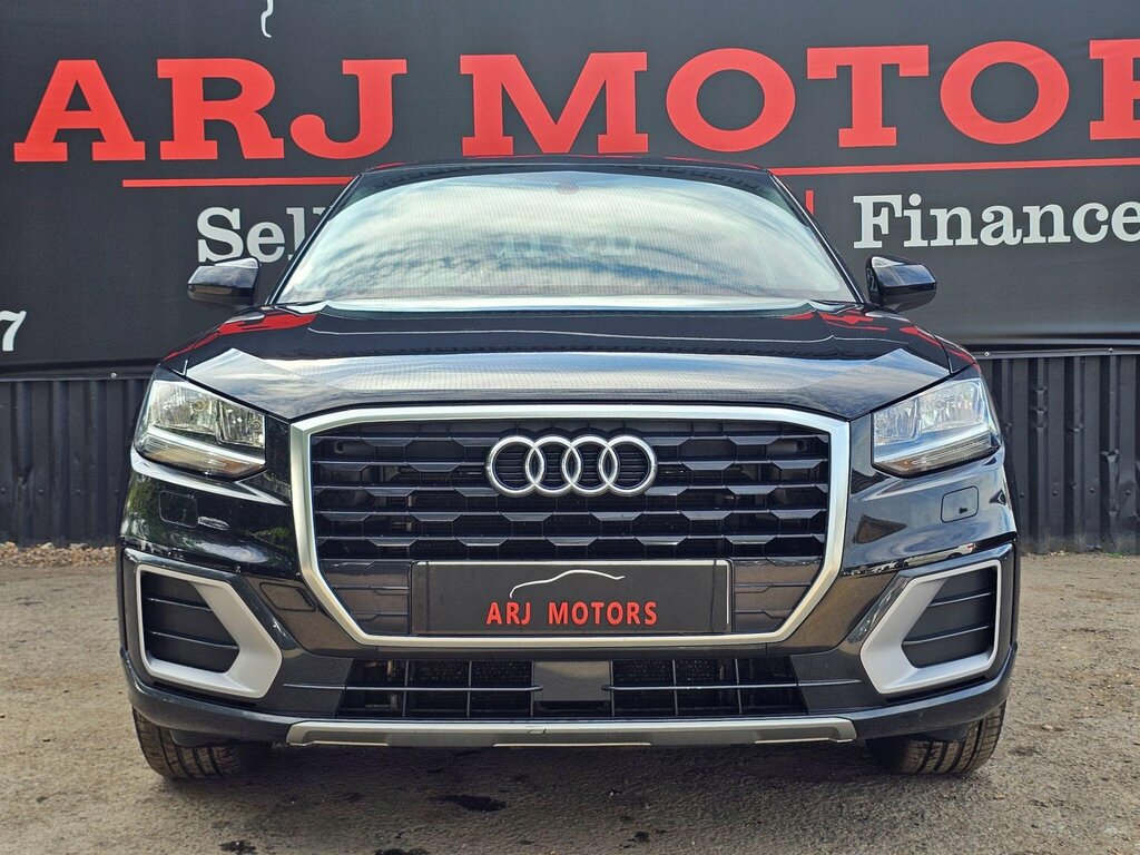 Audi Q2 1.0 Tfsi Sport Euro 6 Ss Black #2
