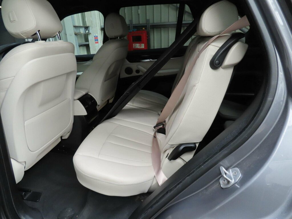 BMW X5 3.0 M50d Xdrive Euro 6 Ss White #10