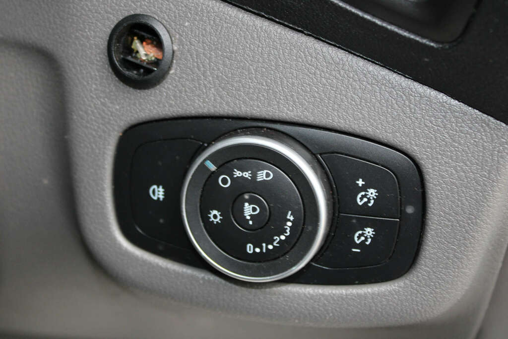 Ford Transit Connect 1.5 Transit Connect 210 Base Tdci EA21JYR White #5