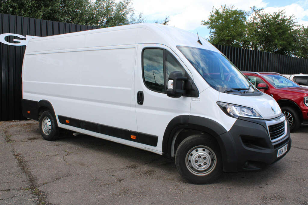 Peugeot Boxer 2.2 Boxer 435 Professional Premium Plus L4h2 Blueh White #2