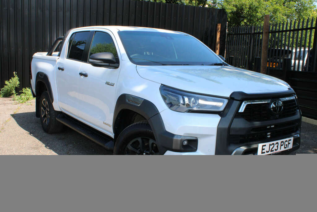Toyota HILUX 2.8 Hi-luxury Invincible X D-4d 4Wd Double Cab Aut White