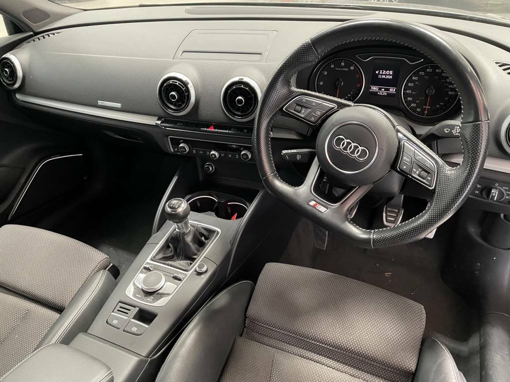 Audi A3 Hatchback Special Editi 1.4 Tfsi Black Edition Grey #4