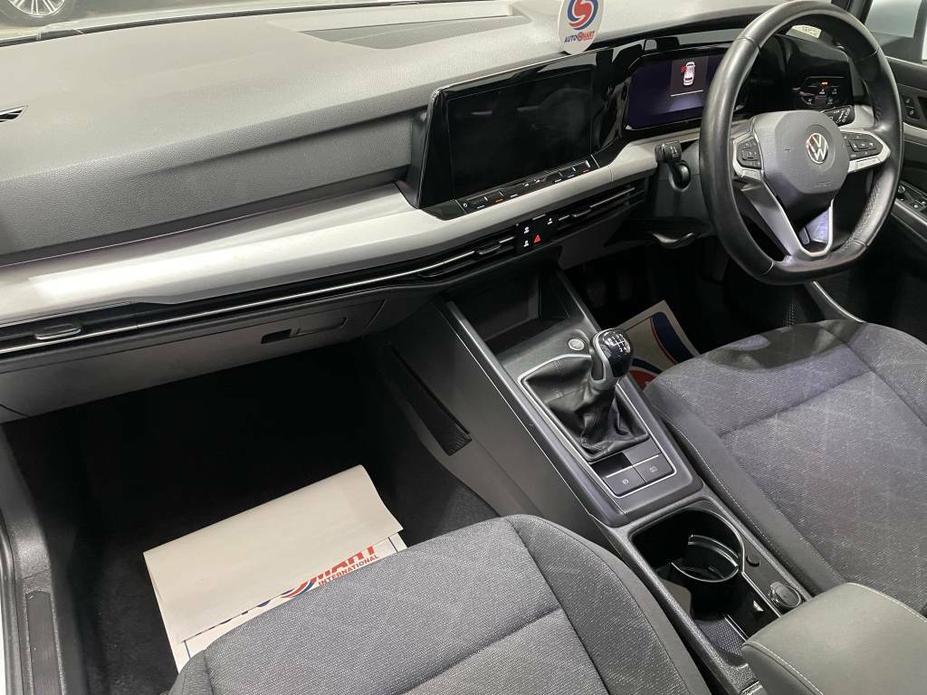 Volkswagen Golf Hatchback 1.5 Tsi 150 Life Silver #4