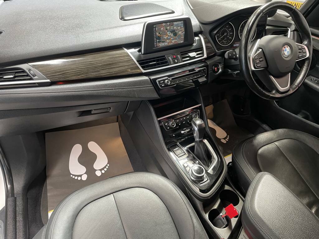 BMW 2 Series Gran Toure 218D Luxury White #4