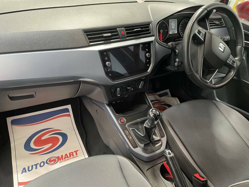 Seat Arona Hatchback Red #2