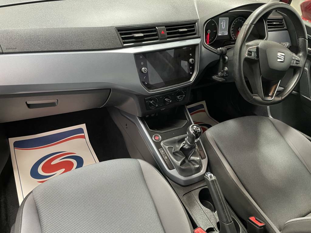 Seat Arona Hatchback Red #4