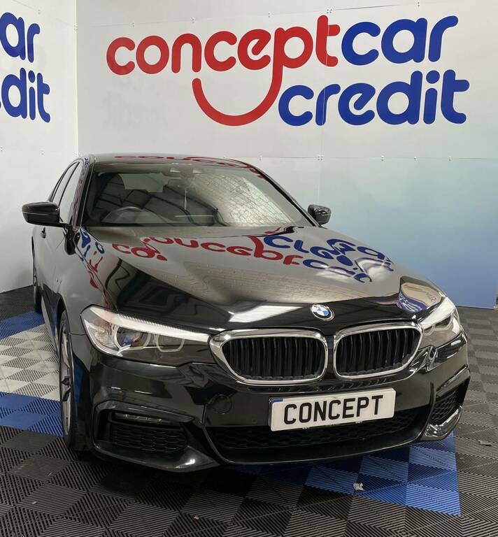 BMW 5 Series Saloon 520D M Sport Black #2