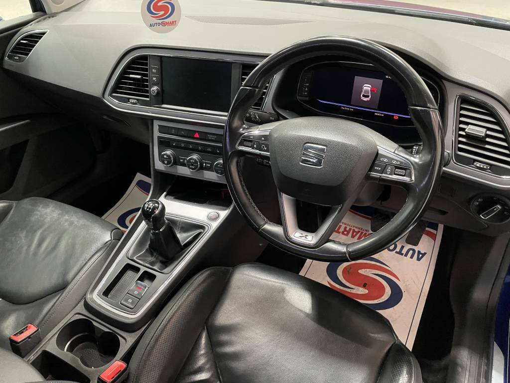 Seat Leon Hatchback Blue #4
