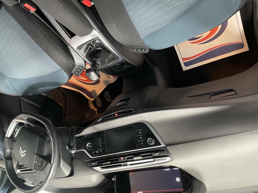 Citroen Grand C4 SpaceTourer Diese 1.5 Bluehdi 130 Feel Grey #4
