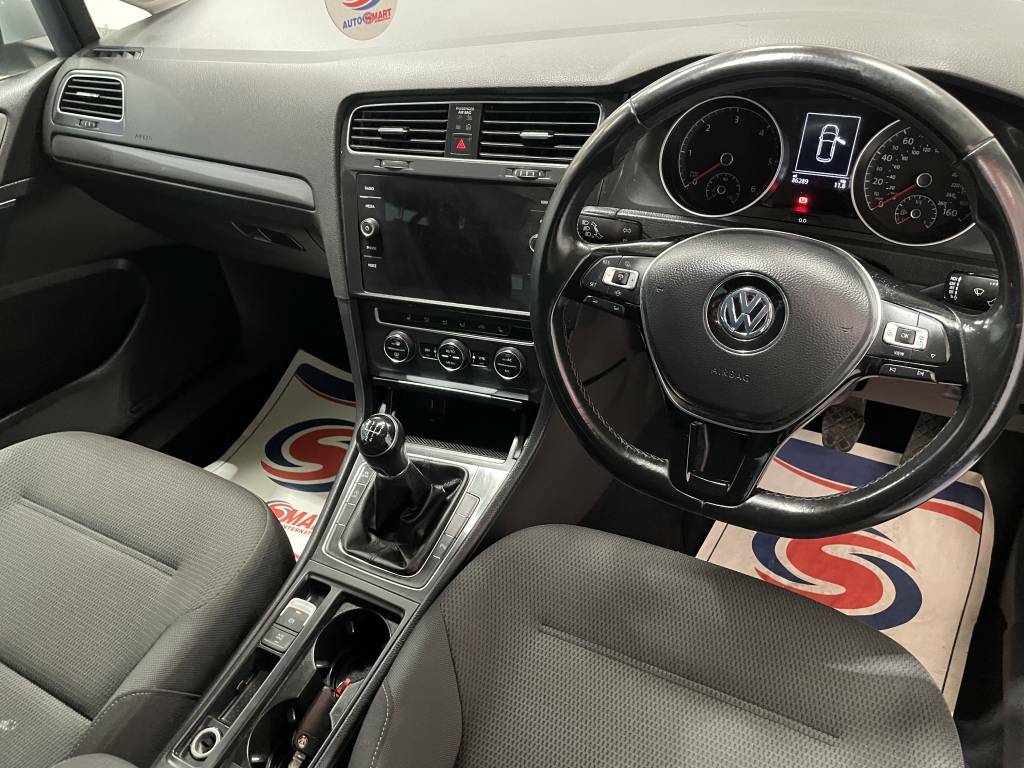 Volkswagen Golf Hatchback 1.6 Tdi Match Edition Silver #3