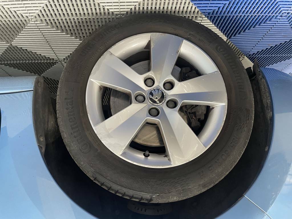 Skoda Rapid Hatchback 1.4 Tsi 125 Se Blue #5