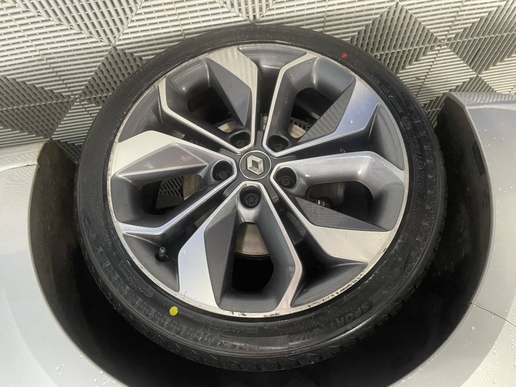 Renault Megane Hatchback 1.2 Tce Signature Nav Silver #5