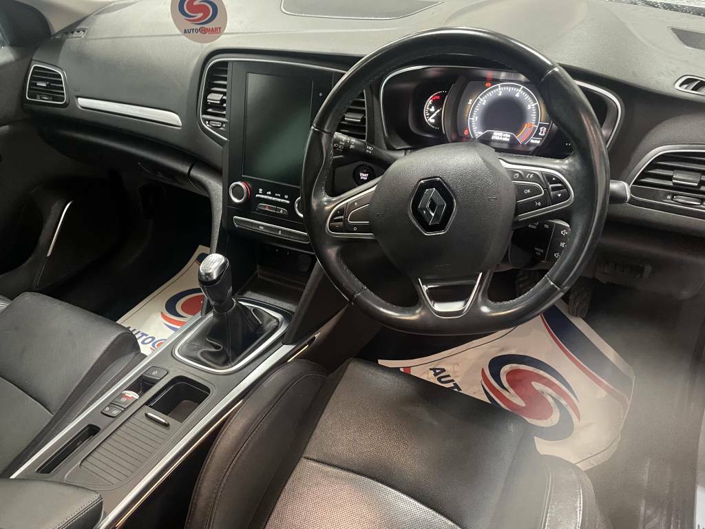Renault Megane Hatchback 1.2 Tce Signature Nav Silver #3