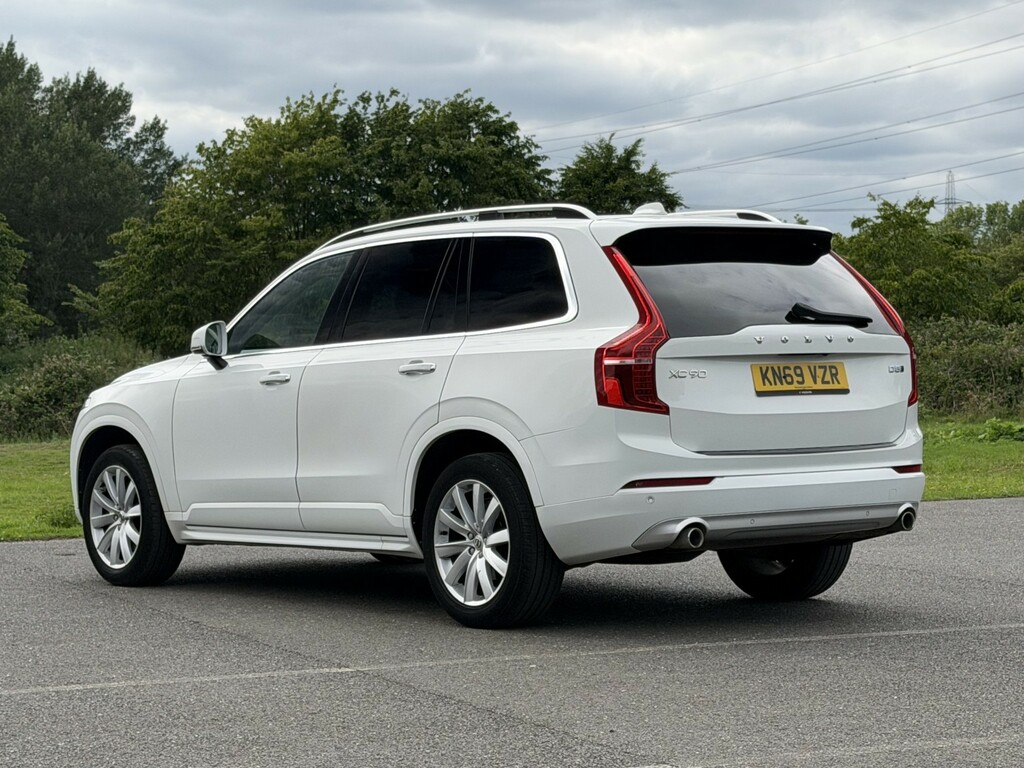 Volvo XC90 2.0 Momentum D5 Powerpulse Awd White #3