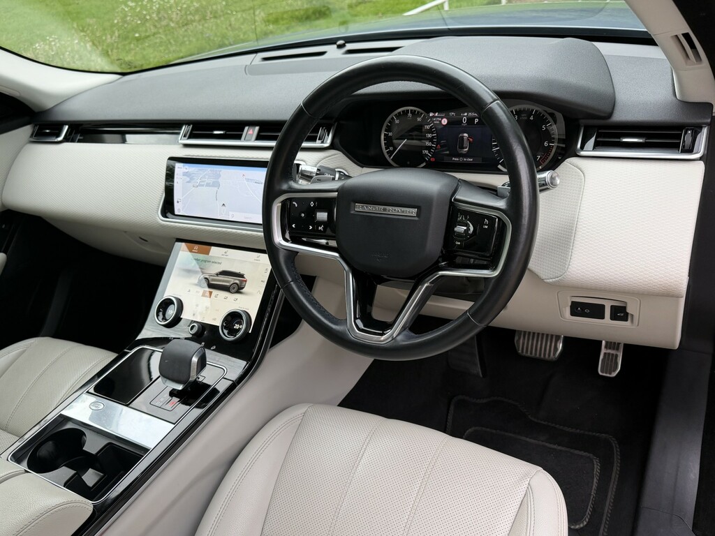 Land Rover Range Rover Velar 2.0 D200 Edition Grey #13