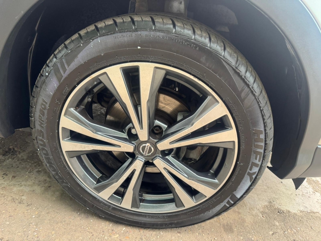 Nissan Qashqai Hatchback 1.5 Dci N-connecta YE19PBY Silver #4