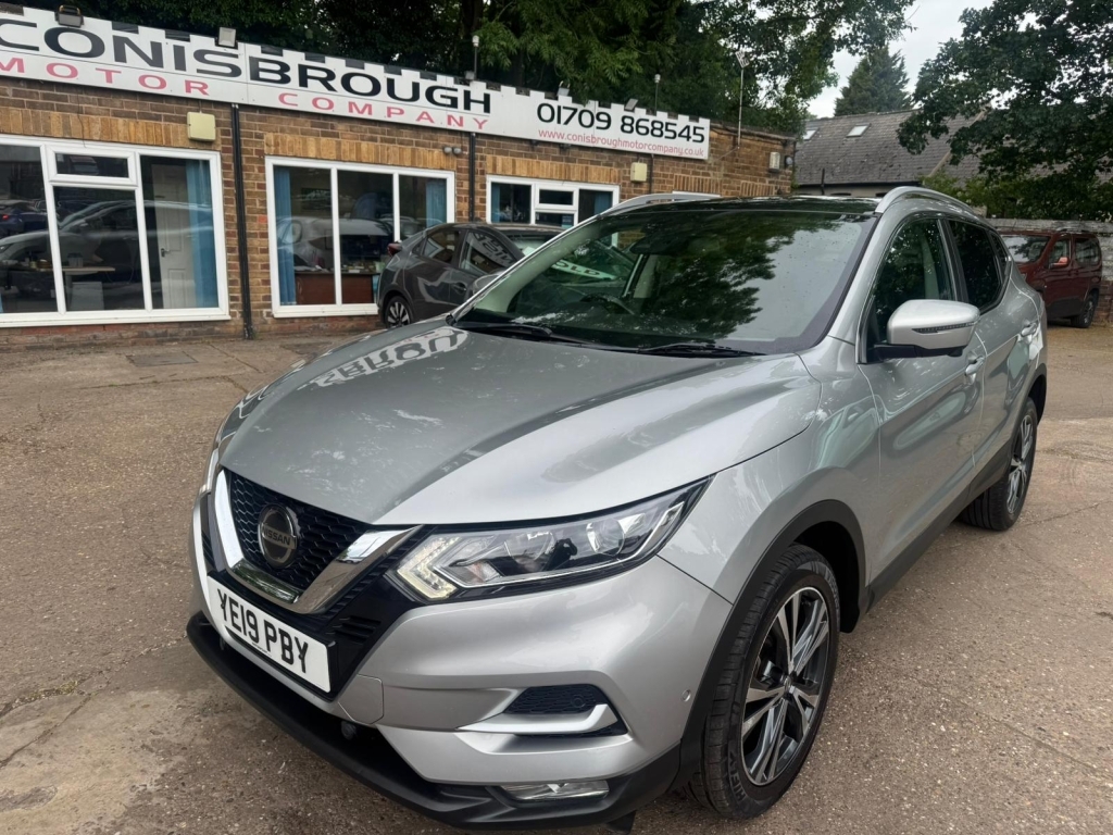 Nissan Qashqai Hatchback 1.5 Dci N-connecta Silver