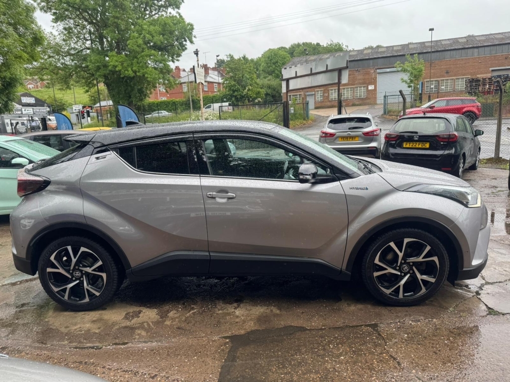 Toyota C-Hr Hybrid Hatchback 1.8 Dynamic YM17VOO Silver #4