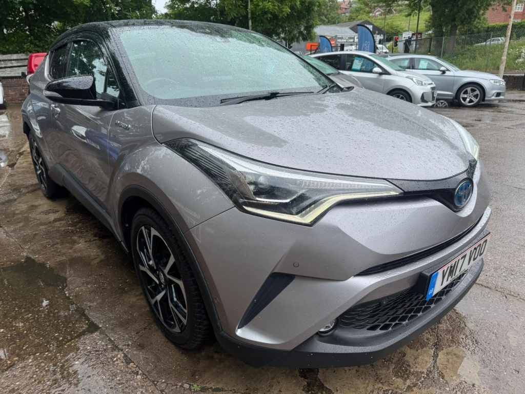 Toyota C-Hr Hybrid Hatchback 1.8 Dynamic YM17VOO Silver #2