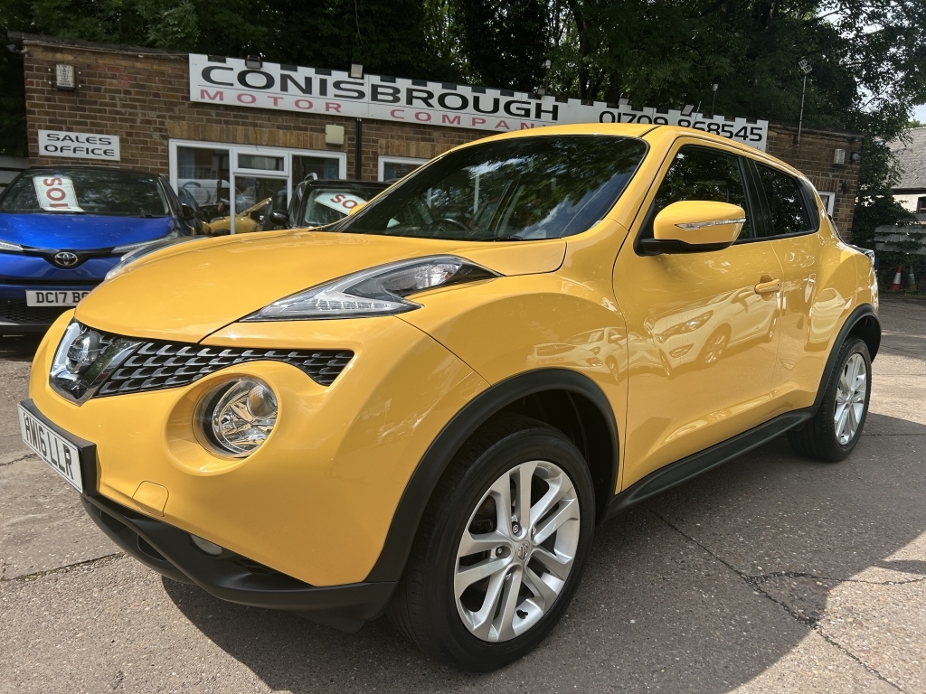 Nissan Juke 1.2 N-connecta Dig-t Yellow