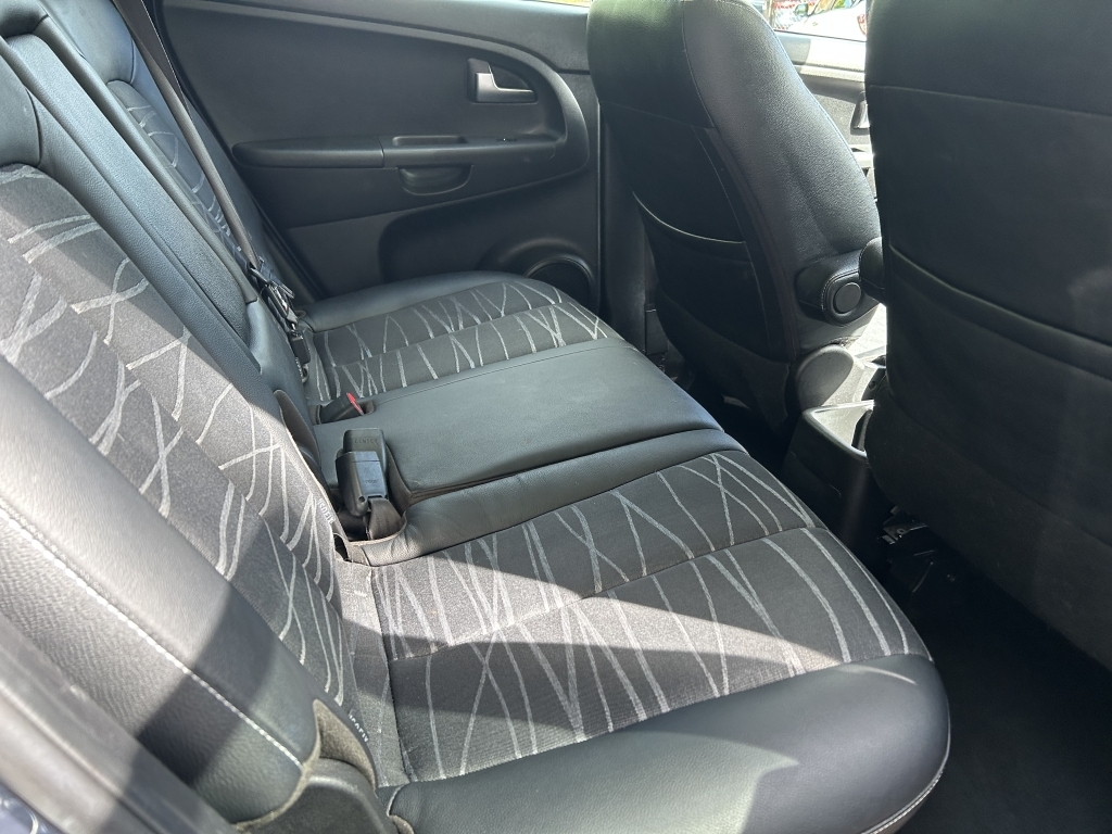 Kia Venga 1.6 Crdi 4 Euro 6 Ss Silver #13