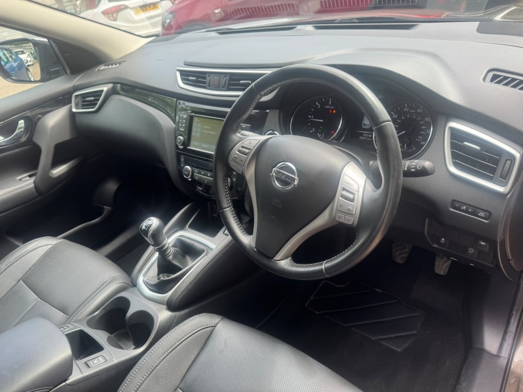 Nissan Qashqai 1.5 Dci Tekna Brown #6