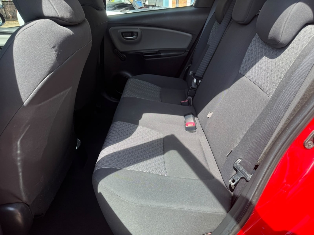 Toyota Yaris Hatchback  #17