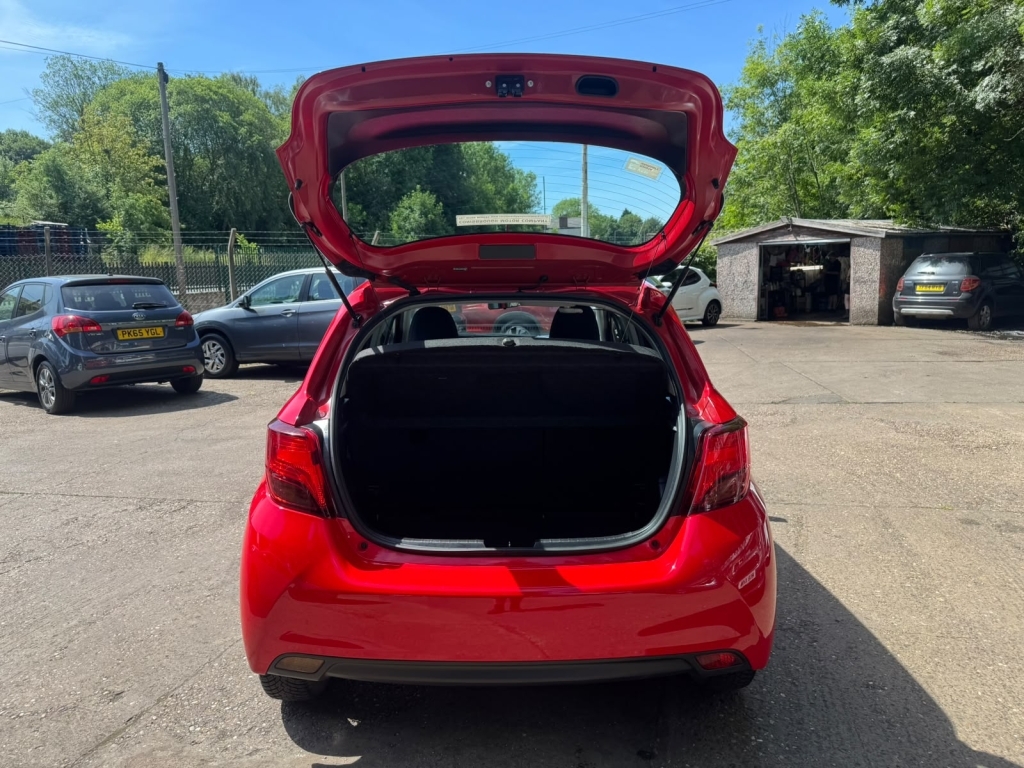Toyota Yaris Hatchback  #14