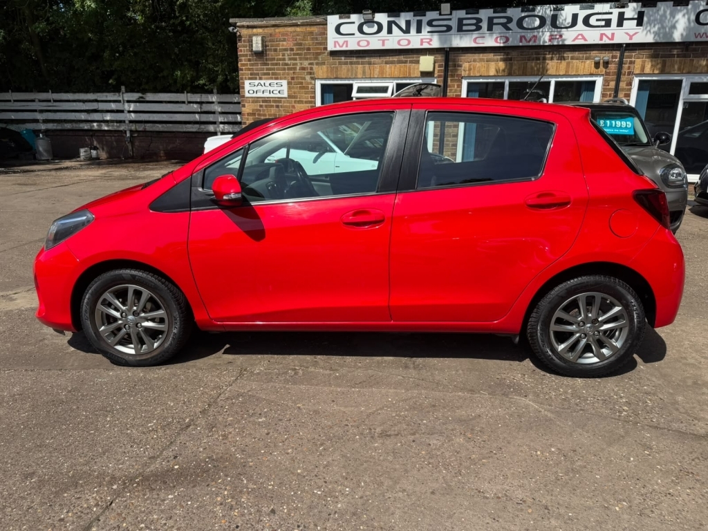 Toyota Yaris Hatchback  #16