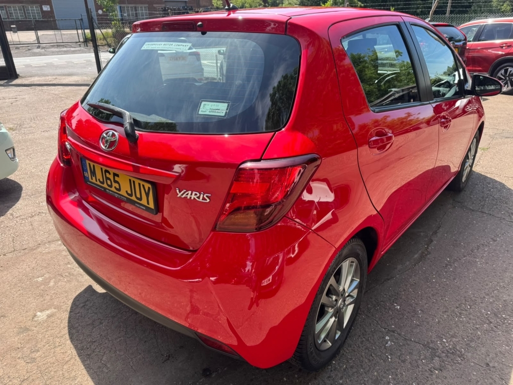 Toyota Yaris Hatchback  #12
