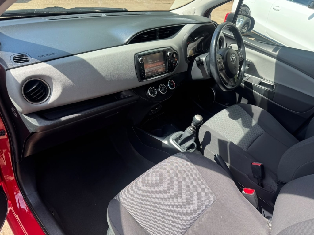 Toyota Yaris Hatchback  #18