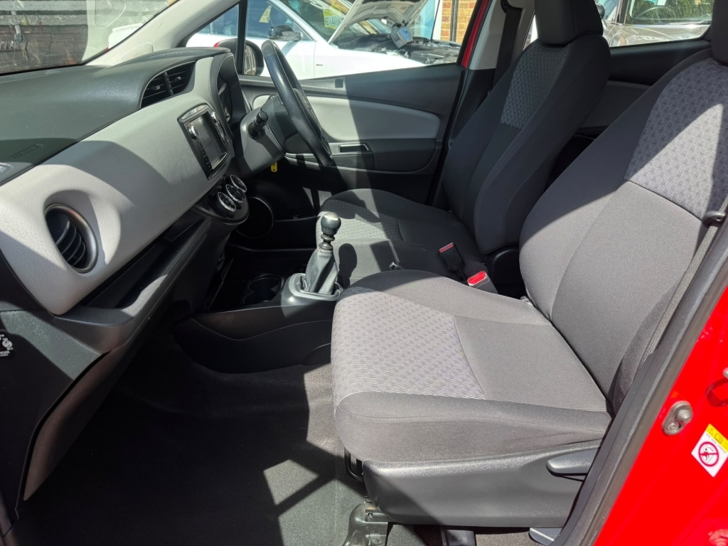 Toyota Yaris Hatchback  #19