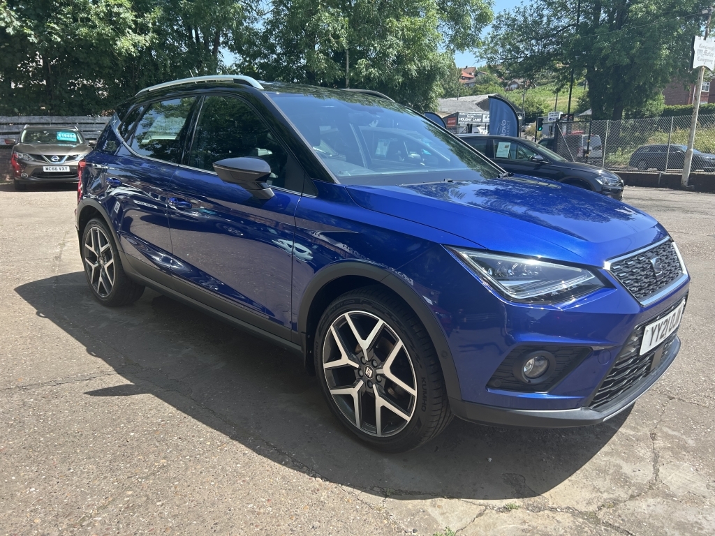 Seat Arona Hatchback 1.0 Ecotsi Xcellence Lux Dsg YY21OJW Blue #2