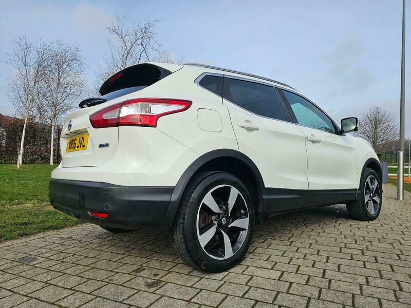 Nissan Qashqai 1.5 Dci N-tec 2Wd WR16JVL White #6