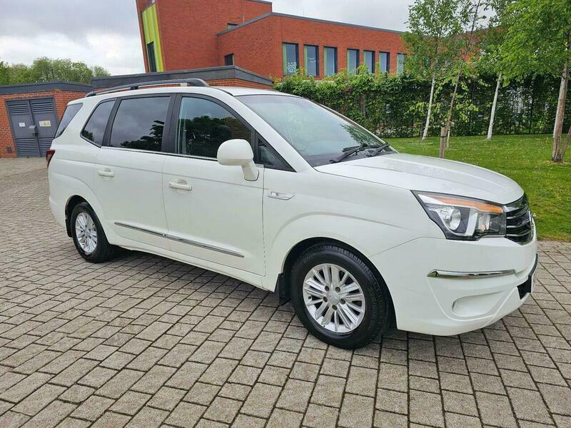 SsangYong Turismo 2.2D Ex T-tronic Euro  #6
