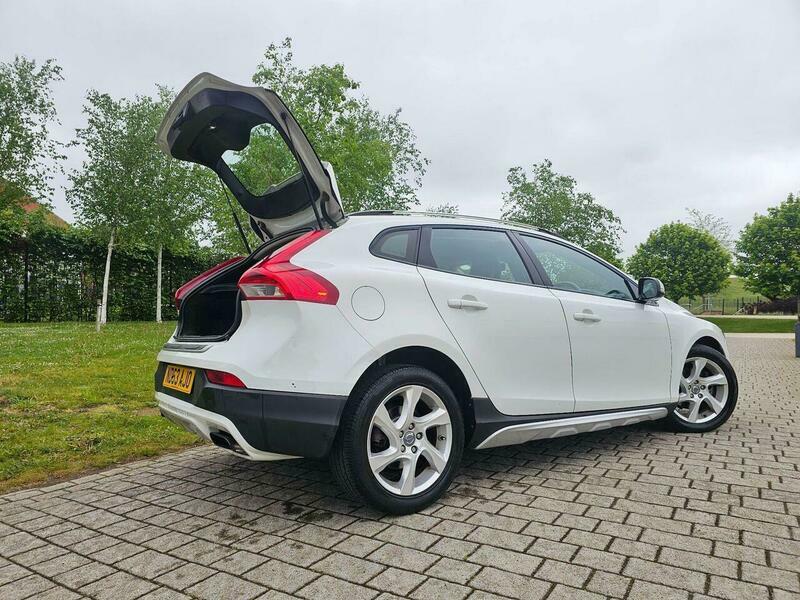 Volvo V40 1.6 D2 Lux Euro ND63AJO #4