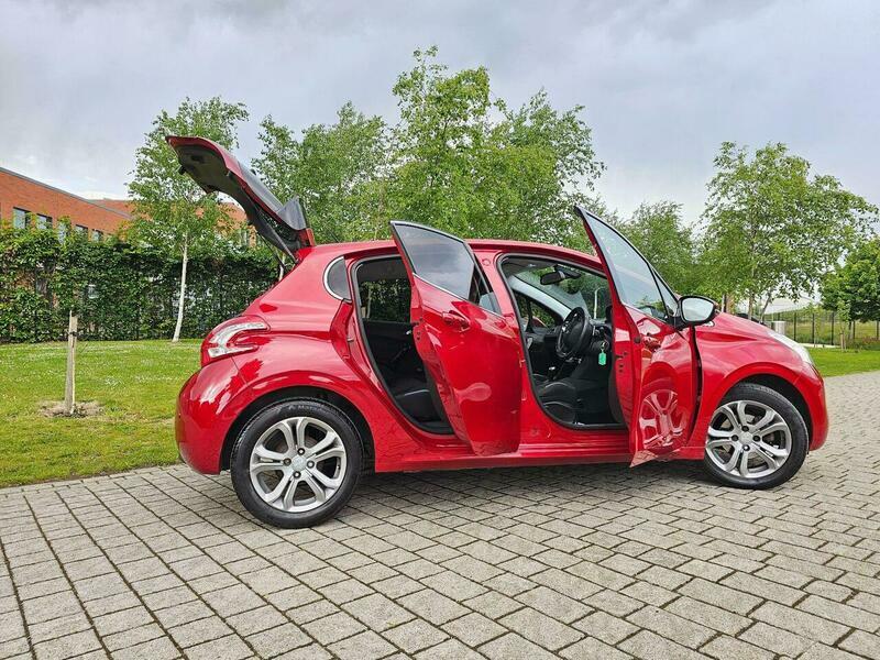 Peugeot 208 1.2 E-vti Puretech Allure  #3