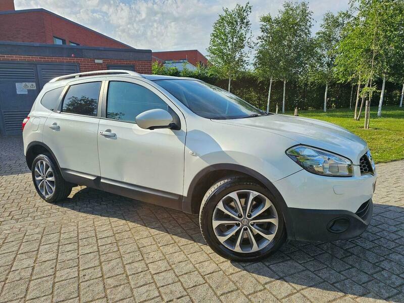 Nissan Qashqai+2 2.0 Dci Tekna White #4