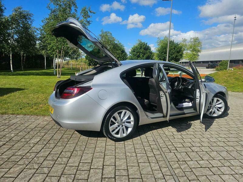 Vauxhall Insignia Blue #15