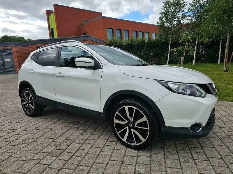Nissan Qashqai 1.6 Dci Tekna Xtron White